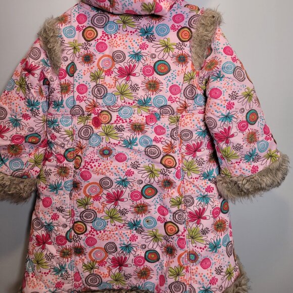 Pink Abstract Floral Corduroy Quilted Jacket with Fur - Size 4T - Picture 2 of 4